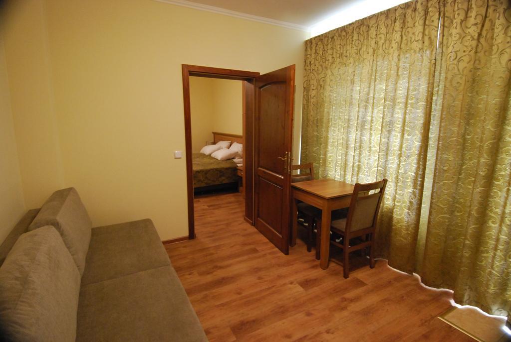 Ivanek Guest House Zvikovske Podhradi Exterior foto